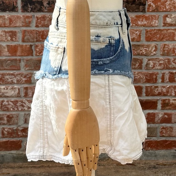 Free People vintage Y2K denim & lace mini skirt / 28 / Excellent condition - Picture 6 of 13